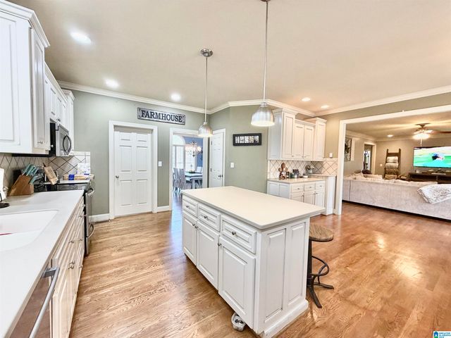 900 TIMBERLINE CIRCLE, Calera, AL 35040