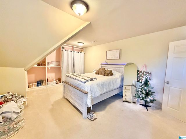 900 TIMBERLINE CIRCLE, Calera, AL 35040