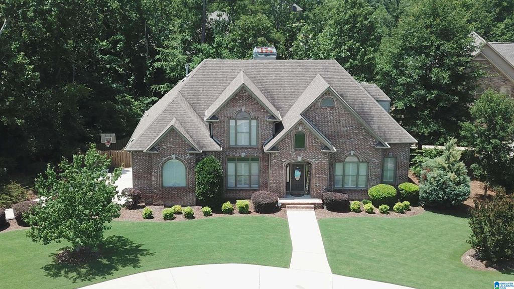 900 TIMBERLINE CIRCLE, Calera, AL 35040