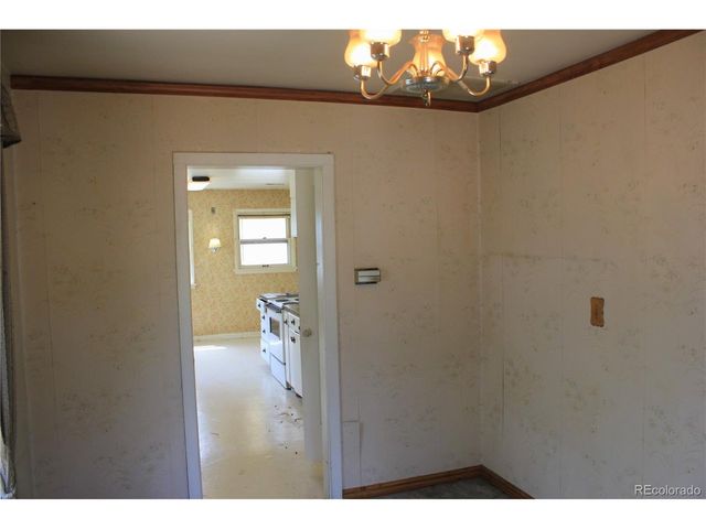111 S 9th Ave, Brighton, CO 80601