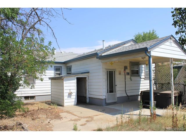 111 S 9th Ave, Brighton, CO 80601