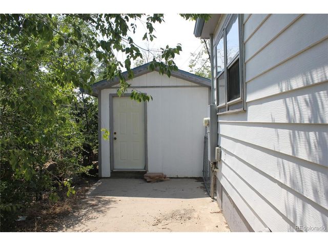 111 S 9th Ave, Brighton, CO 80601
