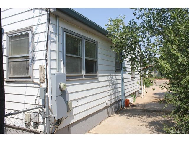 111 S 9th Ave, Brighton, CO 80601