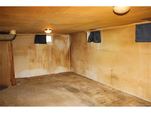 111 S 9th Ave, Brighton, CO 80601