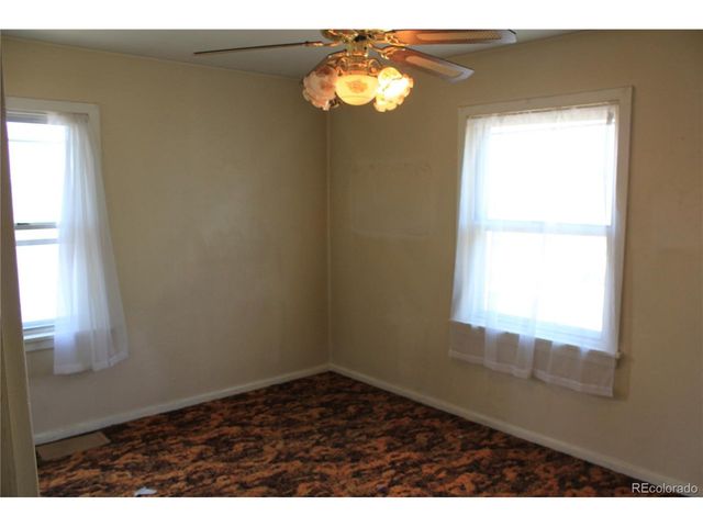 111 S 9th Ave, Brighton, CO 80601