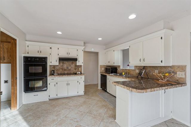 2708 Greenfield Drive, Edmond, OK 73012