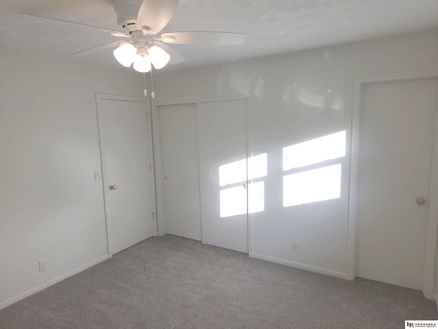 5012 S 94 Street, Omaha, NE 68127