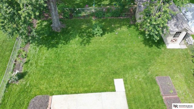 5012 S 94 Street, Omaha, NE 68127