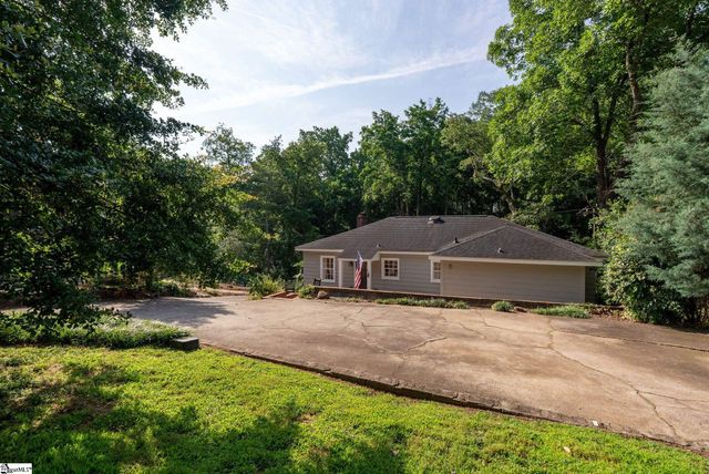 31 Rock Creek Drive, Greenville, SC 29605