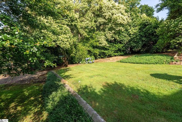 31 Rock Creek Drive, Greenville, SC 29605