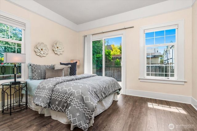 127 NE 58th Street, Seattle, WA 98105