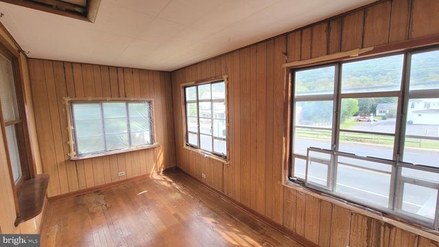 1073 NATIONAL HWY, Lavale, MD 21502