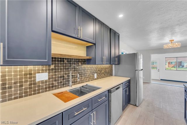 25515 Clubside Boulevard 0012, North Olmsted, OH 44070