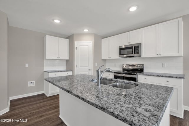 45 E Emily Gardens Drive, Selma, NC 27576