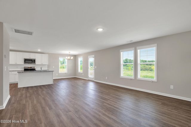 45 E Emily Gardens Drive, Selma, NC 27576