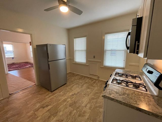 62 Ibbetson St 3L, Somerville, MA 02144
