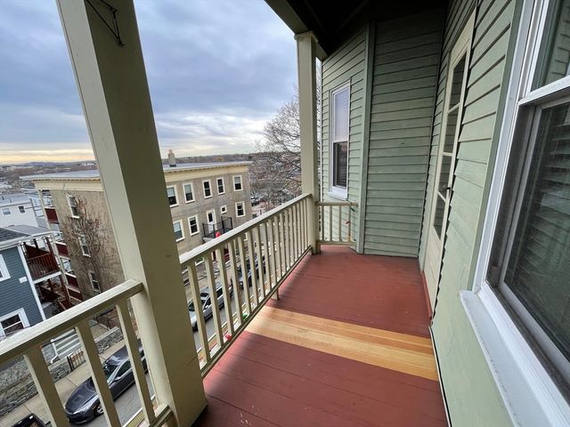 62 Ibbetson St 3L, Somerville, MA 02144