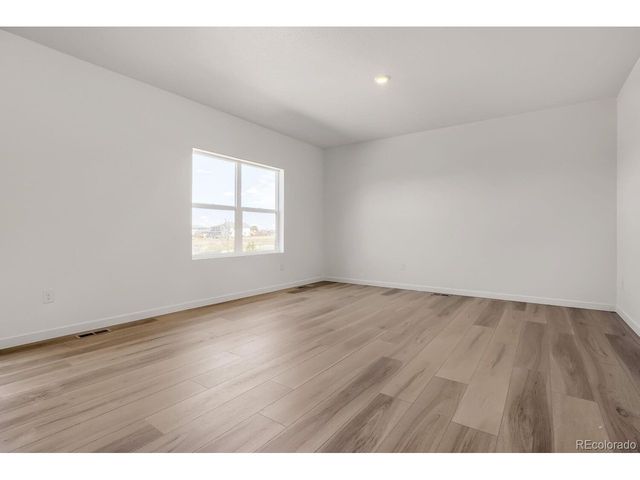 45939 Mill Ave, Bennett, CO 80102