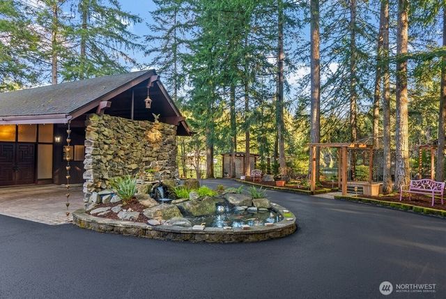 1970 Cambridge Lane SW, Olympia, WA 98512