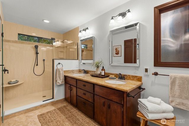 1970 Cambridge Lane SW, Olympia, WA 98512