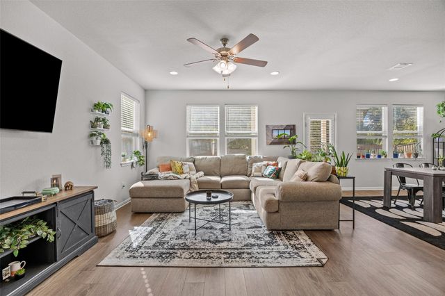 10024 Dawn Pearl DR, Austin, TX 78748
