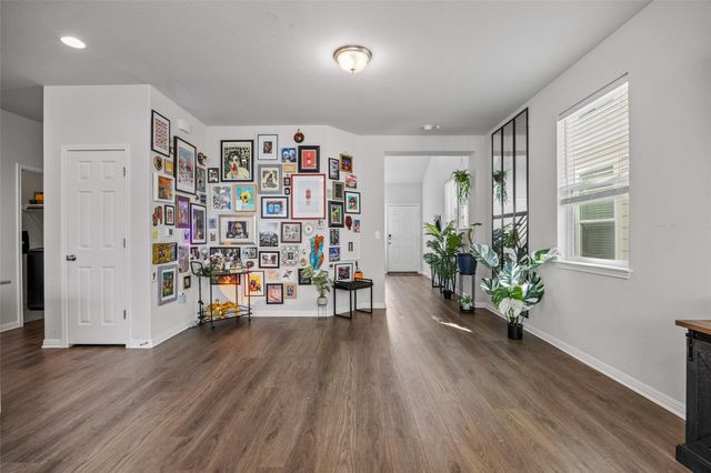 10024 Dawn Pearl DR, Austin, TX 78748