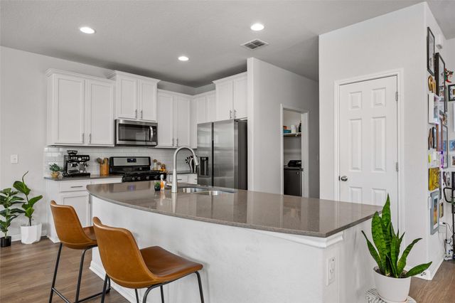 10024 Dawn Pearl DR, Austin, TX 78748