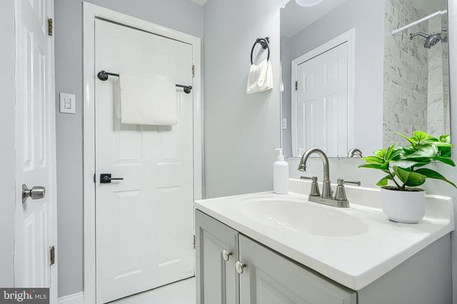 1414 N DECKER AVE, Baltimore, MD 21213