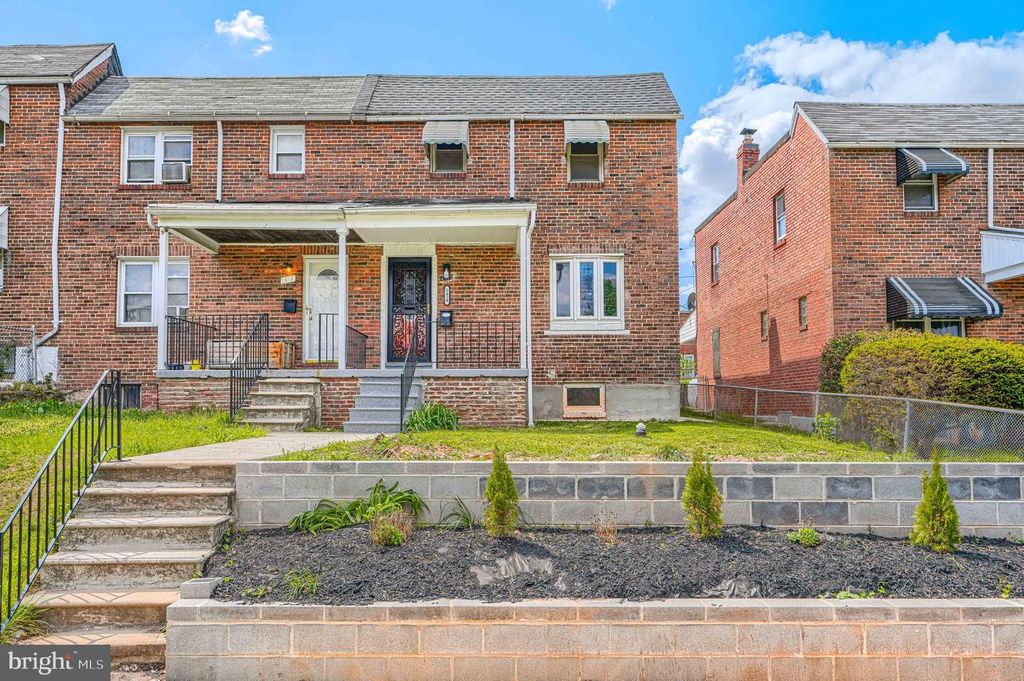 Image 2 of property listing at 1414 N DECKER AVE, Baltimore, MD 21213