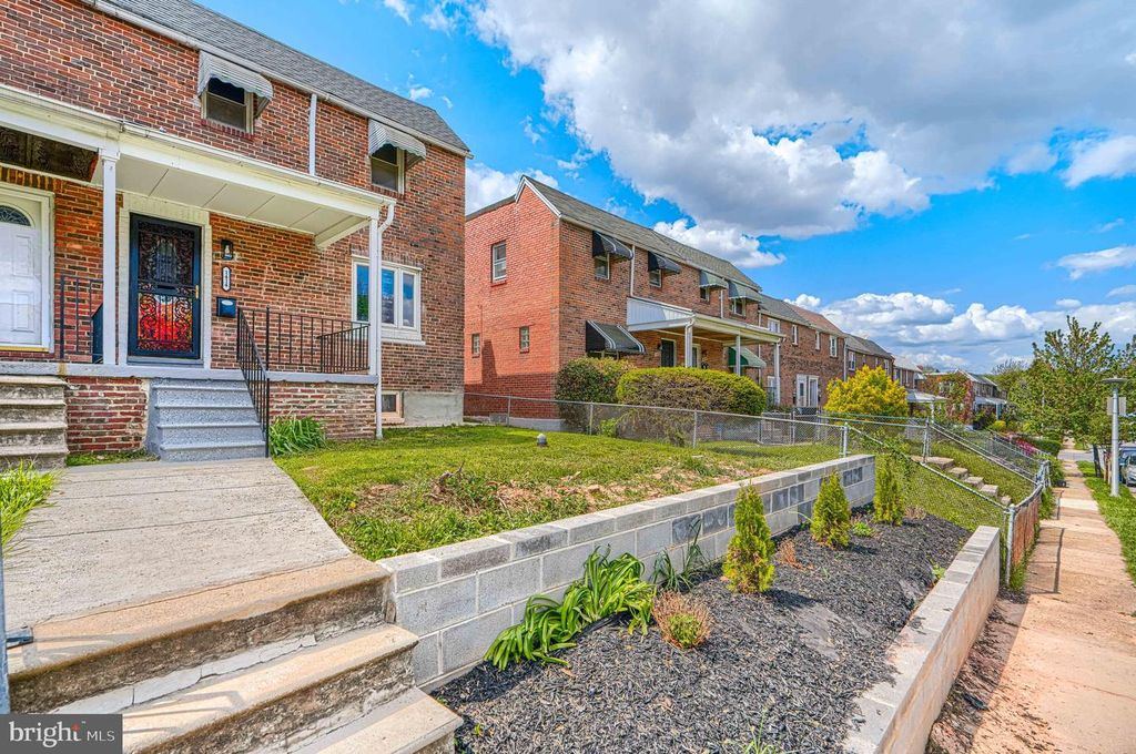 Image 3 of property listing at 1414 N DECKER AVE, Baltimore, MD 21213