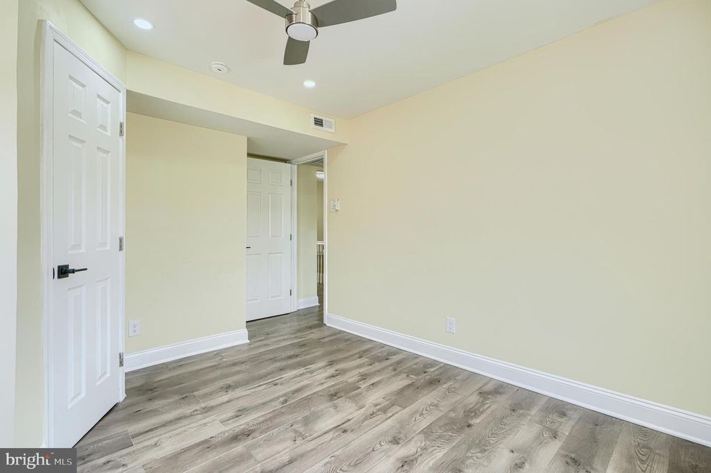 Image 31 of property listing at 1414 N DECKER AVE, Baltimore, MD 21213