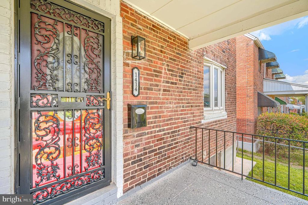 Image 4 of property listing at 1414 N DECKER AVE, Baltimore, MD 21213