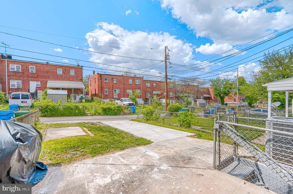 Image 51 of property listing at 1414 N DECKER AVE, Baltimore, MD 21213