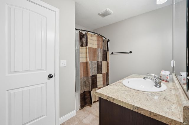 13007 Jade Cove, Fort Wayne, IN 46845