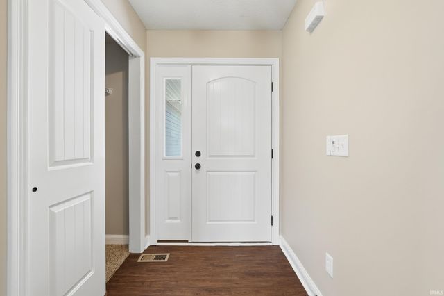 13007 Jade Cove, Fort Wayne, IN 46845