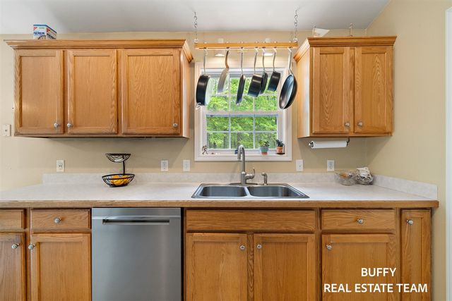 15892 Groesbeck Street, Grand Haven, MI 49417