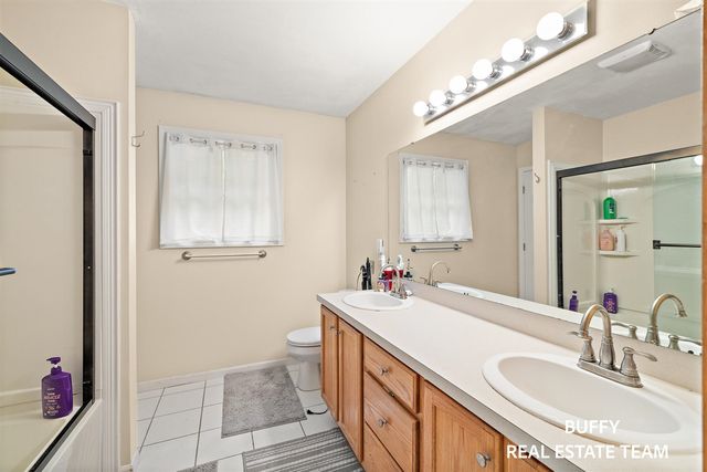 15892 Groesbeck Street, Grand Haven, MI 49417