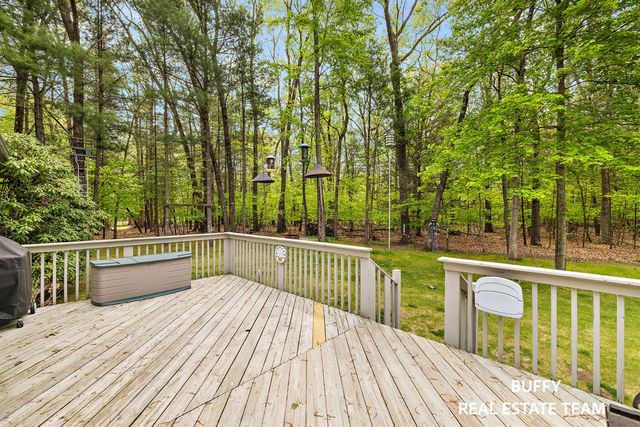 15892 Groesbeck Street, Grand Haven, MI 49417