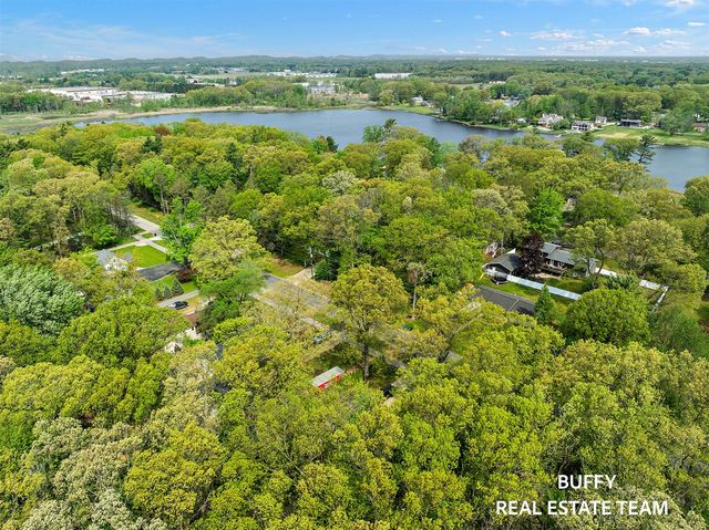 15892 Groesbeck Street, Grand Haven, MI 49417