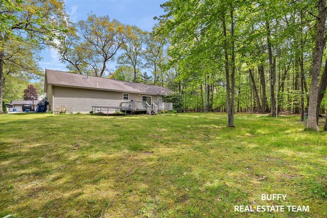 15892 Groesbeck Street, Grand Haven, MI 49417