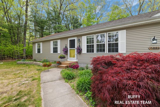 15892 Groesbeck Street, Grand Haven, MI 49417