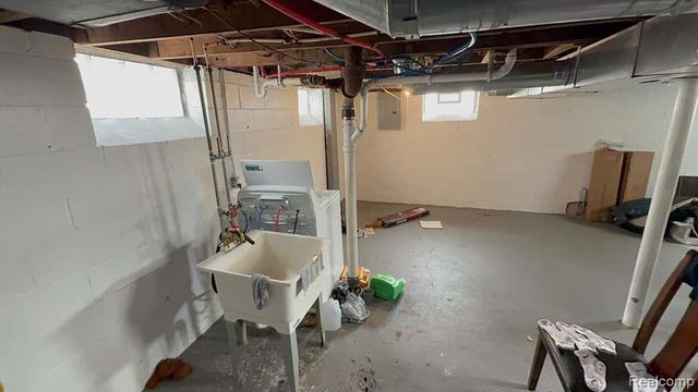 11366 Ward Street, Detroit, MI 48227