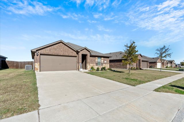 511 Pine Hollow Way, Josephine, TX 75189