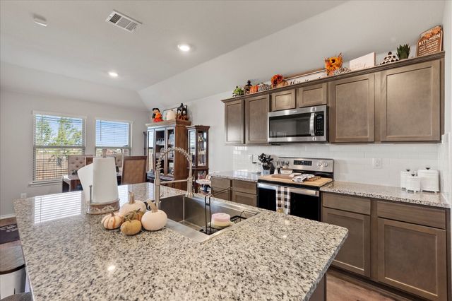 511 Pine Hollow Way, Josephine, TX 75189