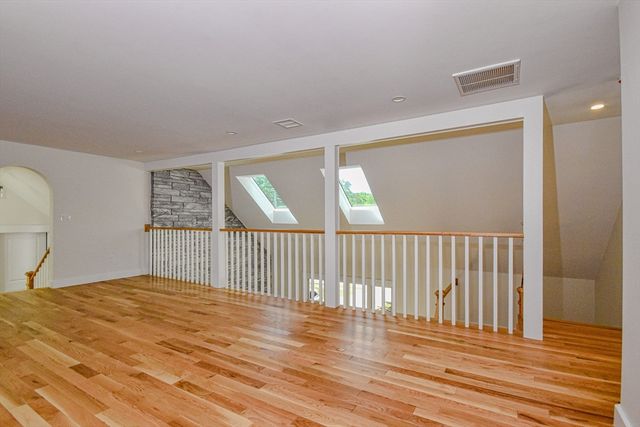 41 Kenneth St, West Bridgewater, MA 02379