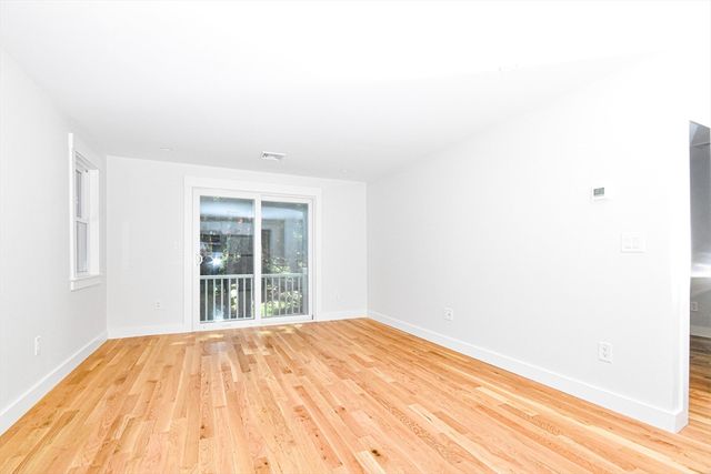 41 Kenneth St, West Bridgewater, MA 02379