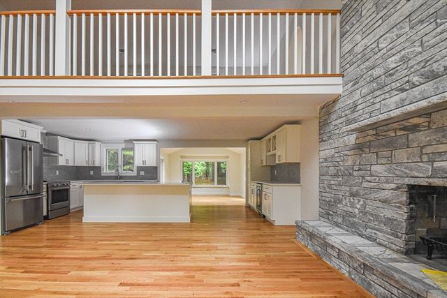 41 Kenneth St, West Bridgewater, MA 02379