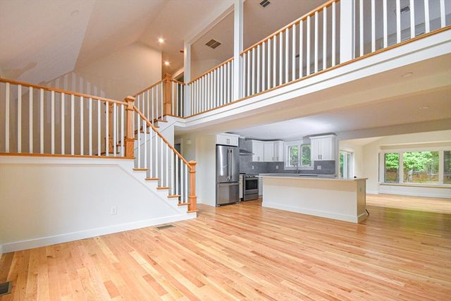 41 Kenneth St, West Bridgewater, MA 02379