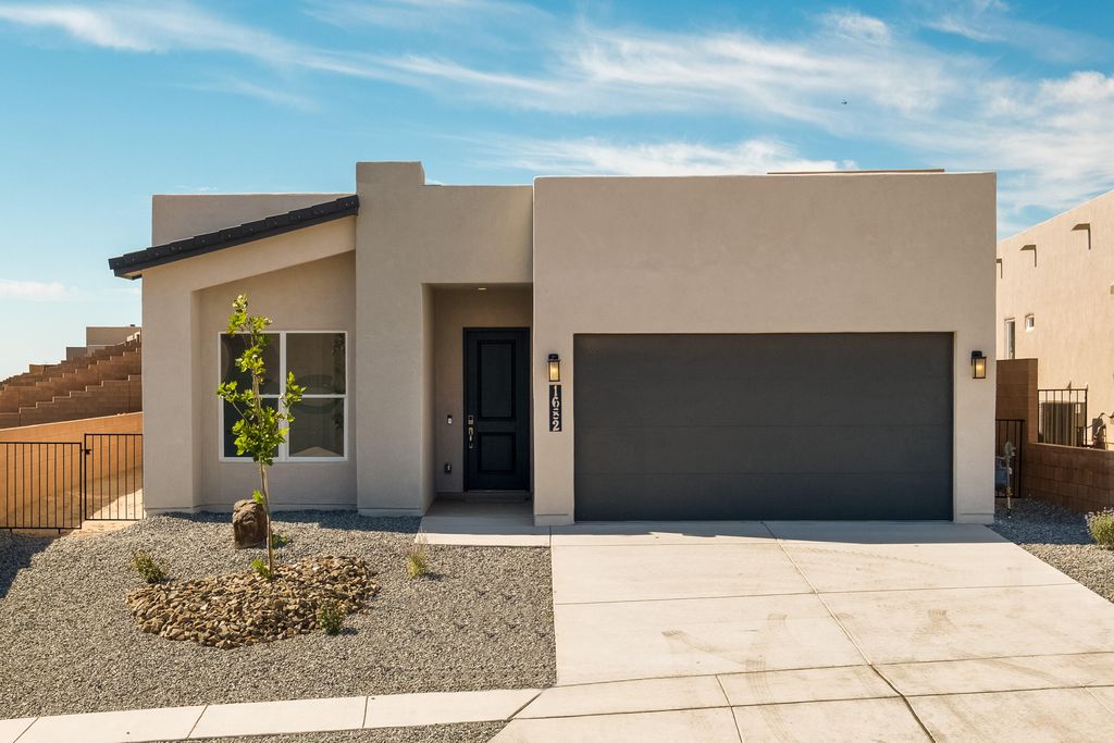 1682 Tesoro Loop NW, Los Lunas, NM 87031