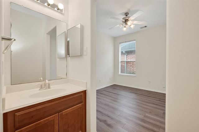 13738 View Meadow Lane, Houston, TX 77034